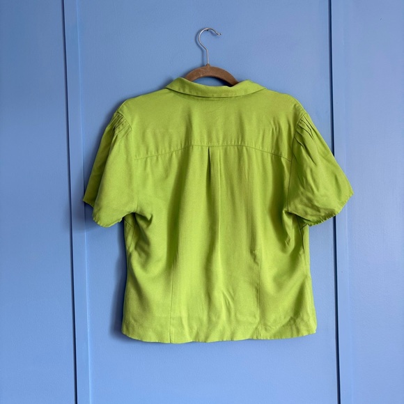 Sag Harbor Bright Green Button-Up Women's Cropped Top - Small Petite - Picture 2 of 5